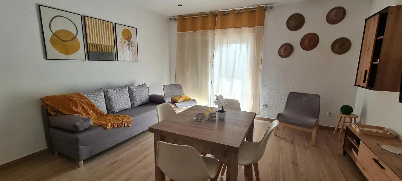 Luengihouse - Espectacular Apartamento Con Piscina contacts