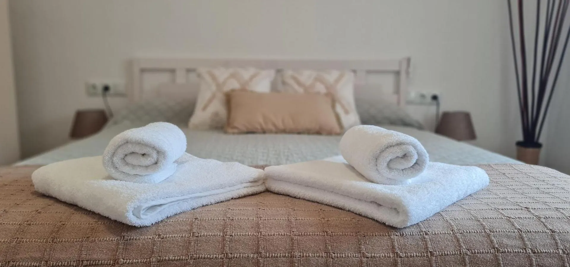 Luengihouse - Espectacular Apartamento Con Piscina Apartment Lloret de Mar 0*,  Spain